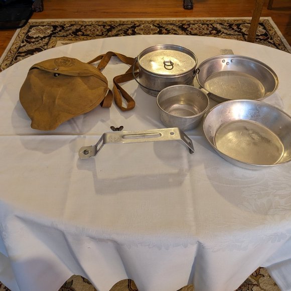 Vtg Boy Scout BSA  Mess Kit, Hat, Scarf Rings, Patches. Great Condition - Picture 4 of 5